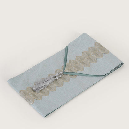 Botanical Vine Tapered Table Runner