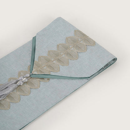 Botanical Vine Tapered Table Runner
